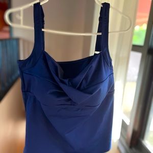 TYR swim tankini top and bikini bottom Sz18